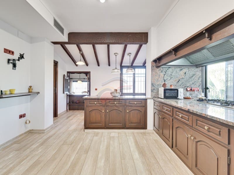 5 soveværelse Villa til salg i Sant Feliu de Guixols med swimmingpool garage - € 1.575.000 (Ref: 8682387)