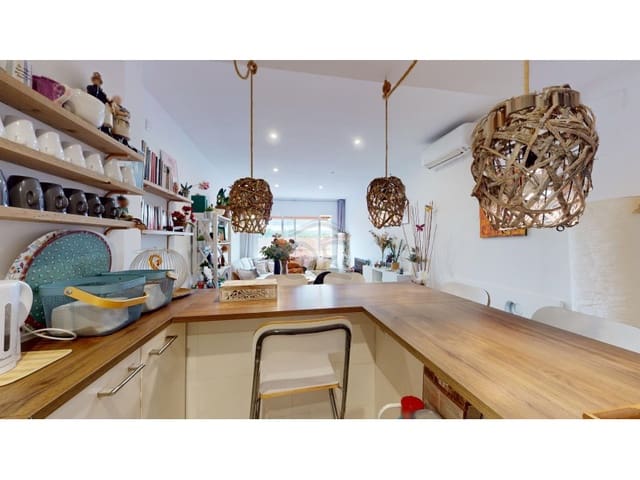 3 bedroom Apartment for sale in Palamós - € 290,000 (Ref: 8753972)