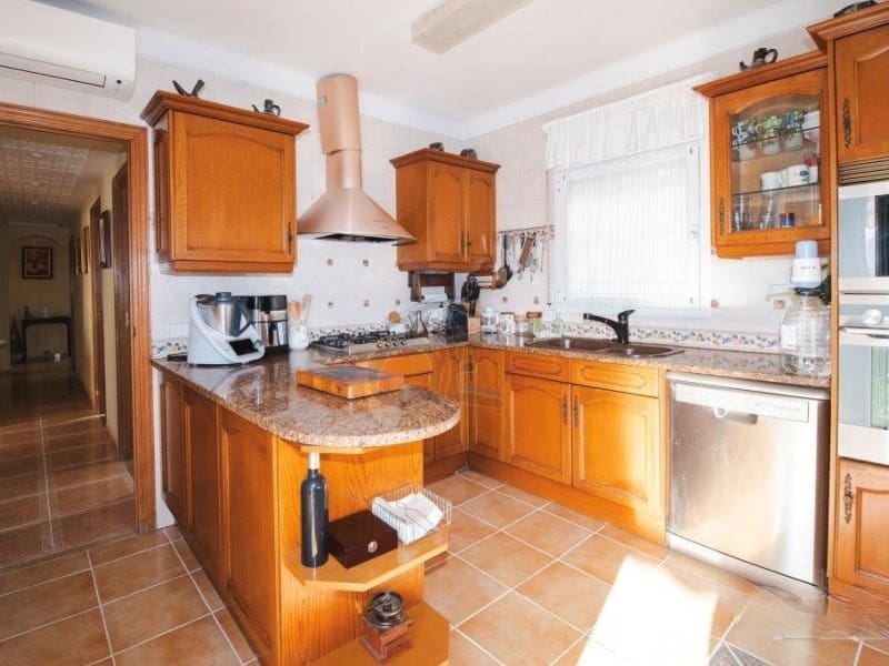 4 soveværelse Villa til salg i Sant Feliu de Guixols med garage - € 680.000 (Ref: 8758105)