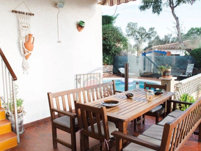 4 soveværelse Villa til salg i Sant Feliu de Guixols med garage - € 680.000 (Ref: 8758105)