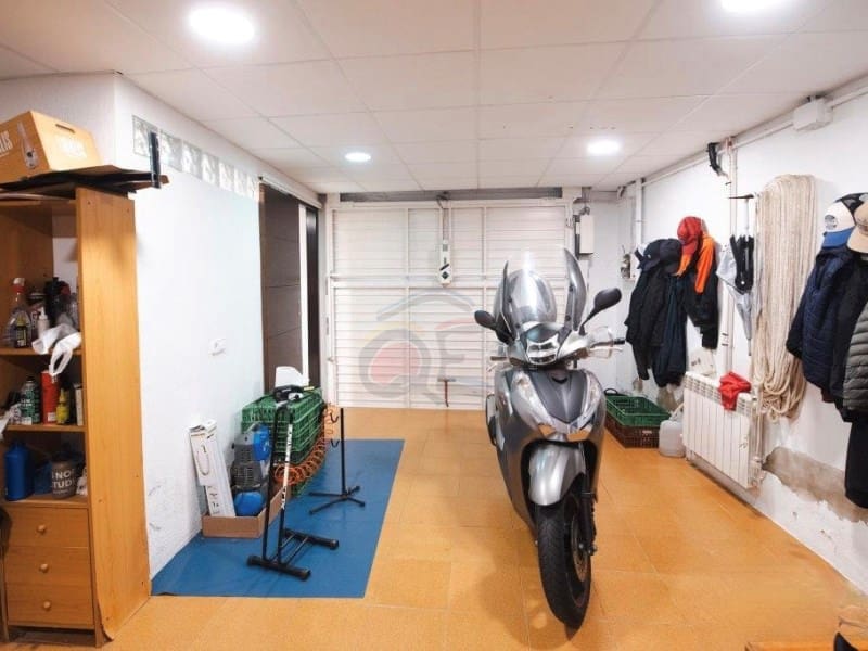 4 soveværelse Villa til salg i Sant Feliu de Guixols med garage - € 680.000 (Ref: 8758105)