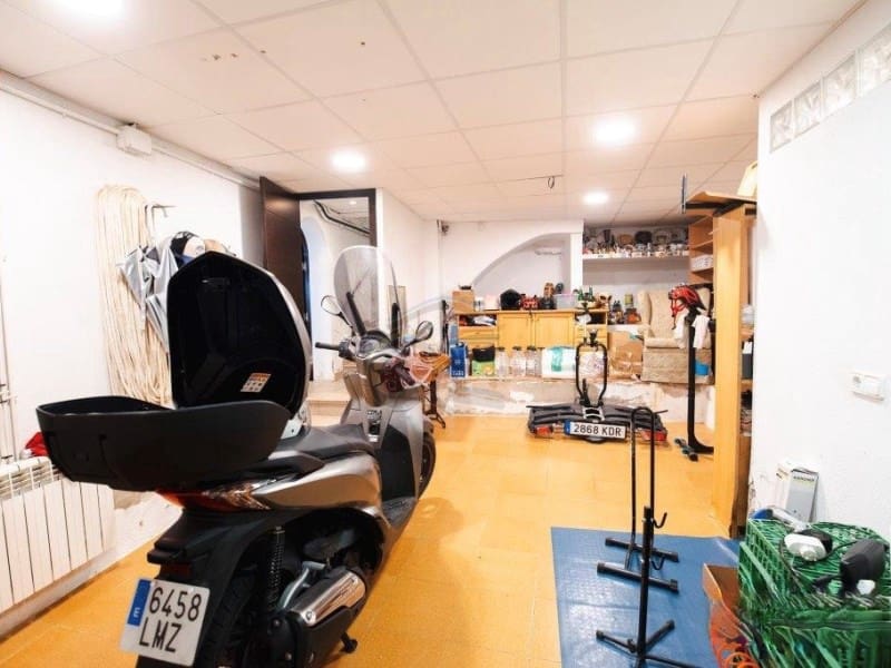 4 soveværelse Villa til salg i Sant Feliu de Guixols med garage - € 680.000 (Ref: 8758105)