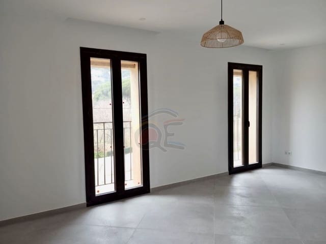 3 bedroom Townhouse for sale in Calonge i Sant Antoni with garage - € 369,000 (Ref: 8826165)