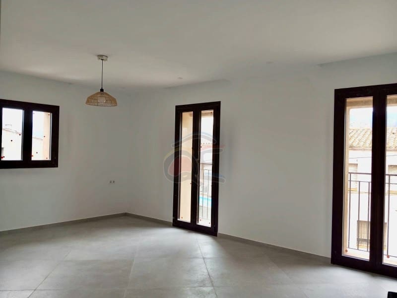 3 bedroom Townhouse for sale in Calonge i Sant Antoni with garage - € 369,000 (Ref: 8826165)