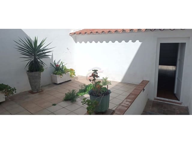 2 bedroom Townhouse for sale in Sant Feliu de Guíxols with garage - € 245,000 (Ref: 8855145)