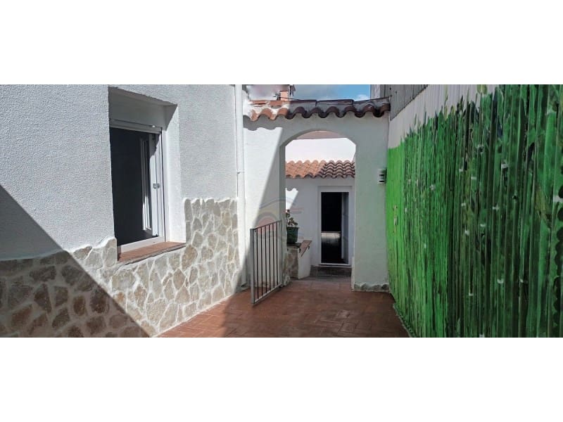 2 soveværelse Byhus til salg i Sant Feliu de Guixols med garage - € 245.000 (Ref: 8855145)