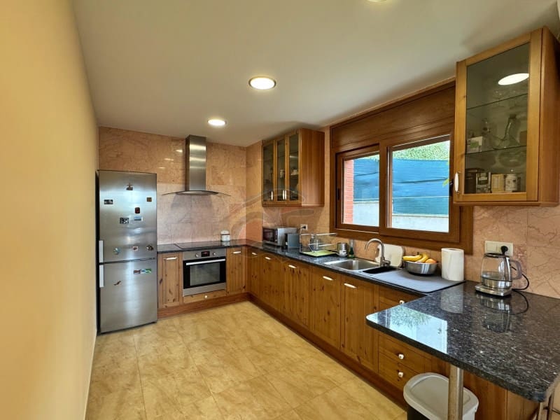 4 soveværelse Villa til salg i Platja d'Aro med swimmingpool garage - € 1.120.000 (Ref: 8865646)