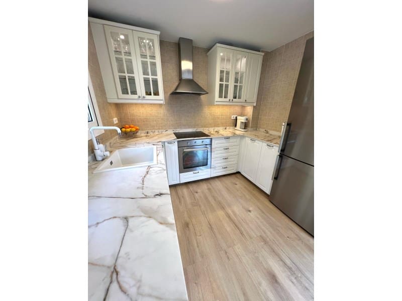 3 soveværelse Villa til salg i Santa Cristina d'Aro - € 450.000 (Ref: 8869929)