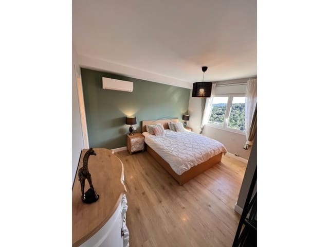 3 bedroom Villa for sale in Santa Cristina d'Aro - € 450,000 (Ref: 8869929)