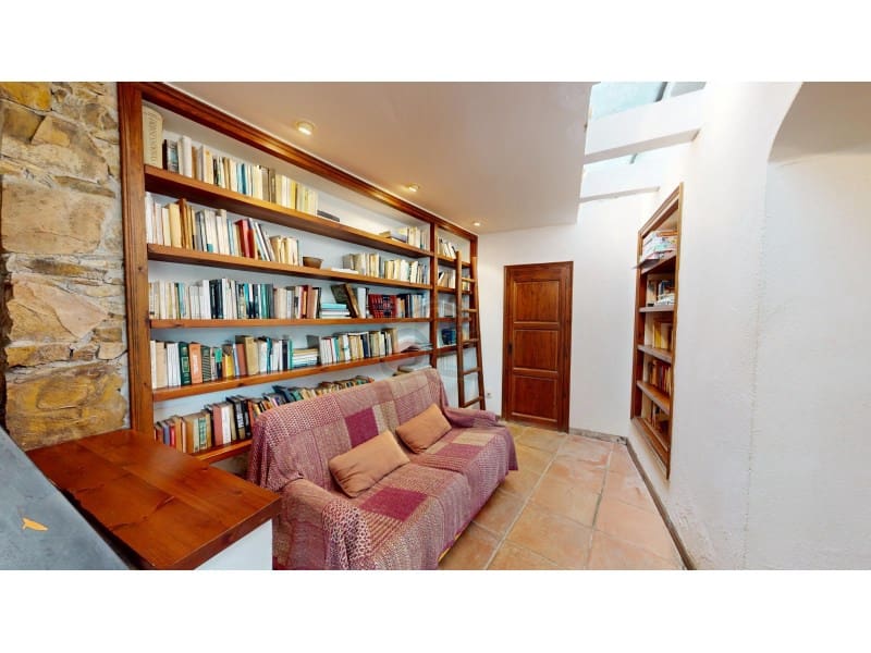 2 soveværelse Finca/Landehus til salg i Mont-ras - € 745.000 (Ref: 8884425)