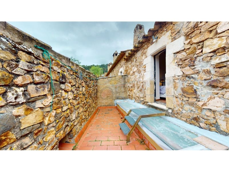 2 soveværelse Finca/Landehus til salg i Mont-ras - € 745.000 (Ref: 8884425)