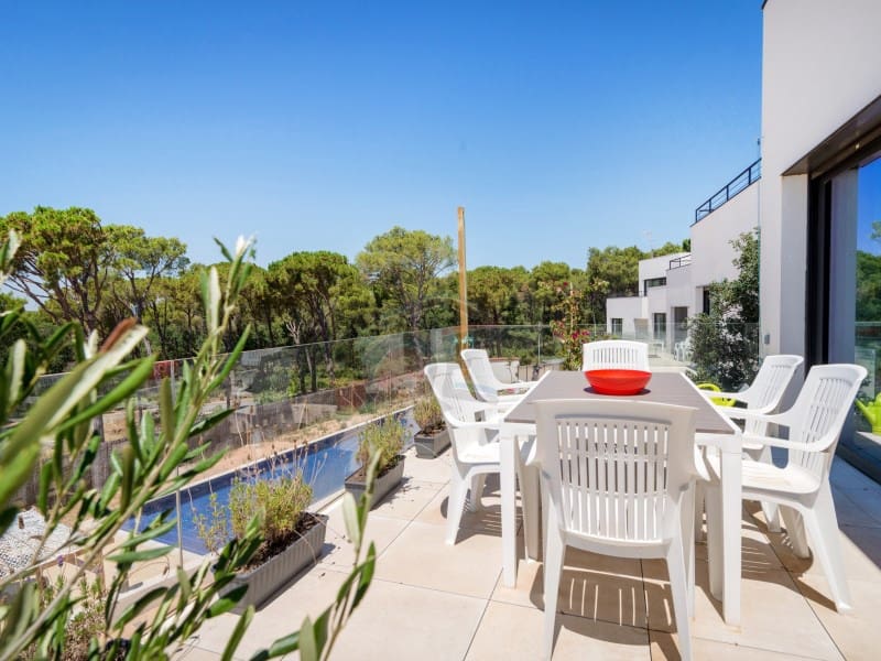 3 bedroom Villa for sale in Llafranc with pool garage - € 900,000 (Ref: 8886298)