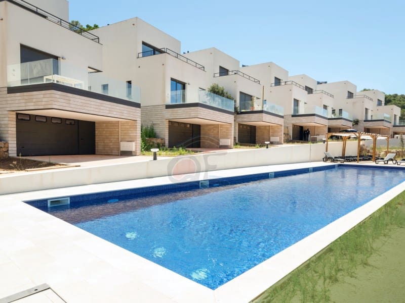 3 bedroom Villa for sale in Llafranc with pool garage - € 900,000 (Ref: 8886298)