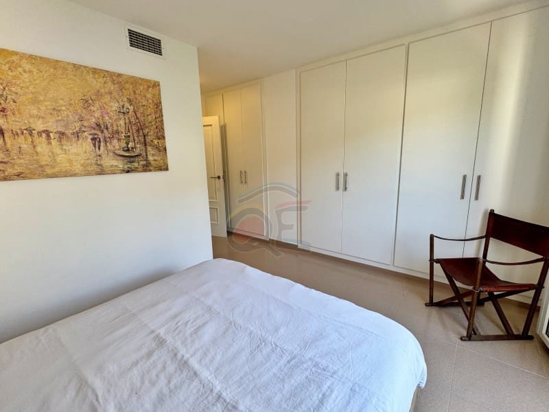 5 soveværelse Semi-Rækkehus til salg i Tamariu med garage - € 500.000 (Ref: 8894730)