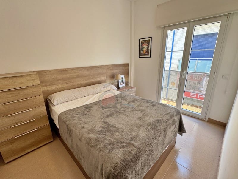 5 soveværelse Semi-Rækkehus til salg i Tamariu med garage - € 500.000 (Ref: 8894730)