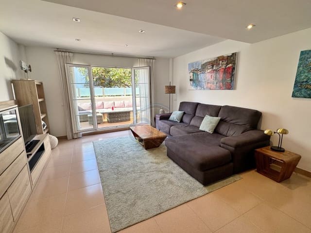 5 bedroom Semi-detached Villa for sale in Tamariu, Palafrugell with garage - € 500,000 (Ref: 8894730)