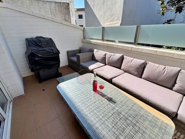 5 bedroom Semi-detached Villa for sale in Tamariu, Palafrugell with garage - € 500,000 (Ref: 8894730)