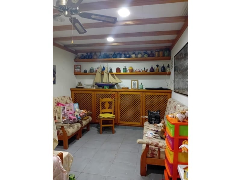 6 bedroom Villa for sale in Santa Cristina d'Aro with pool garage - € 695,000 (Ref: 8937762)