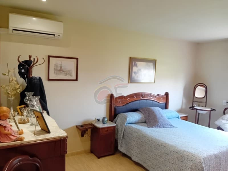 6 bedroom Villa for sale in Santa Cristina d'Aro with pool garage - € 695,000 (Ref: 8937762)