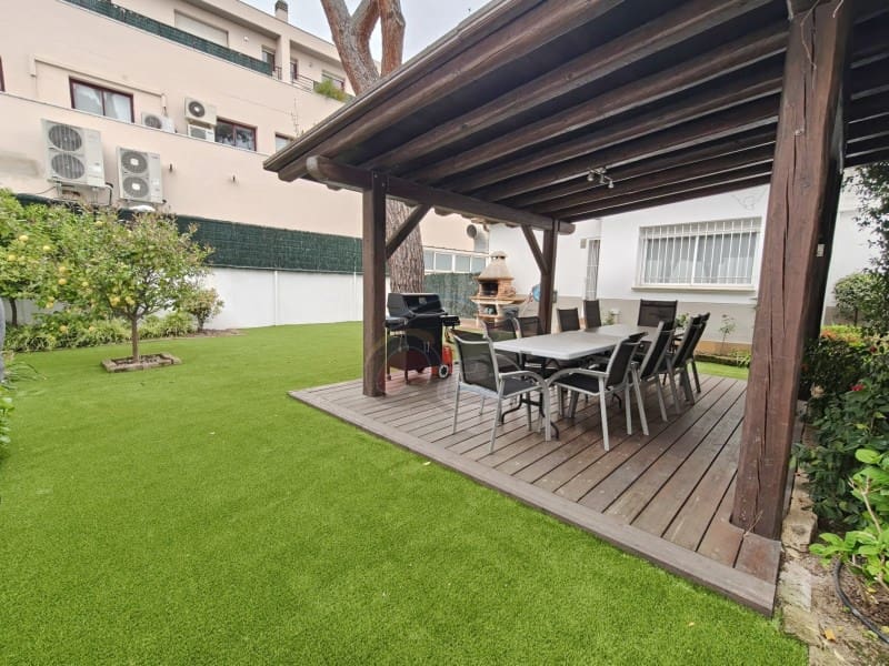 4 camera da letto Villa in vendita in Platja d'Aro - 750.000 € (Rif: 8949053)