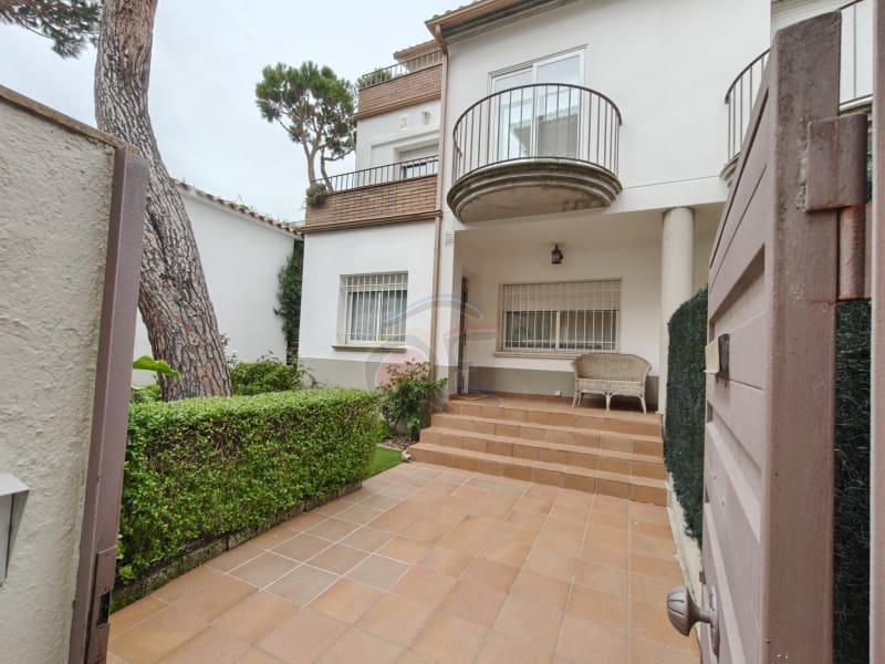 4 camera da letto Villa in vendita in Platja d'Aro - 750.000 € (Rif: 8949053)