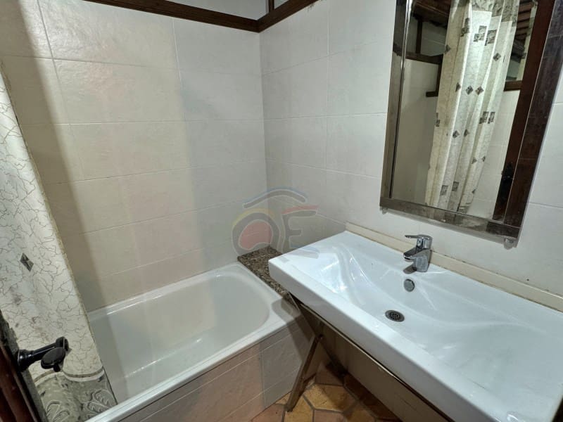 2 soveværelse Finca/Landehus til salg i Santa Cristina d'Aro med garage - € 428.000 (Ref: 9065428)