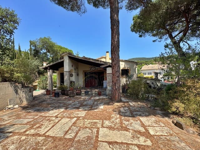 2 sypialnia Finka/Dom wiejski na sprzedaż w Santa Cristina d'Aro z garażem - 428 000 € (Ref: 9065428)