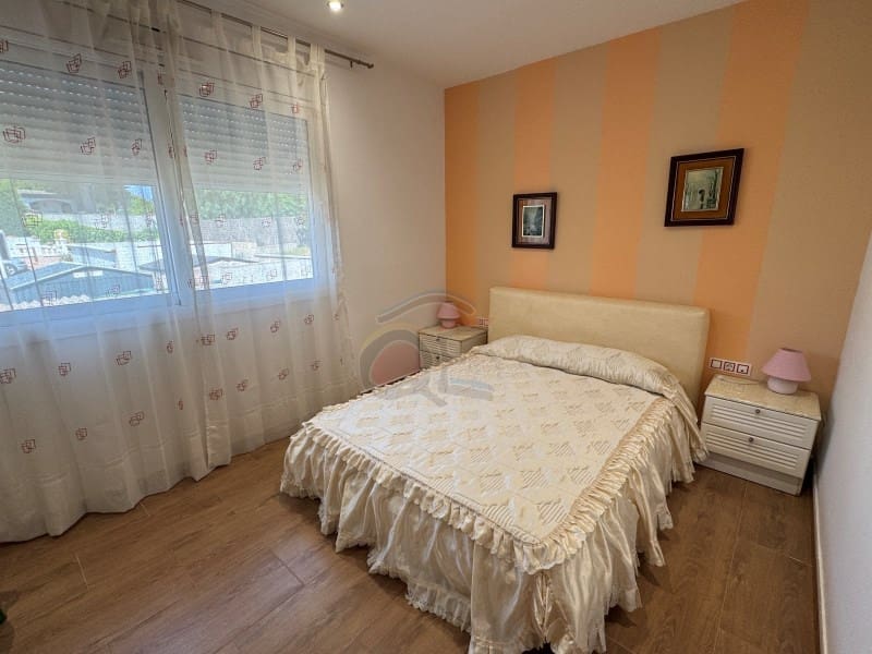 5 bedroom Villa for sale in La Goba with pool garage - € 490,000 (Ref: 9078204)