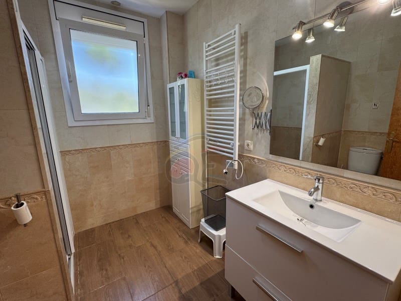 5 bedroom Villa for sale in La Goba with pool garage - € 490,000 (Ref: 9078204)