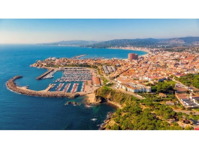 2 bedroom Apartment for sale in Palamós with pool garage - € 269,000 (Ref: 9095518)