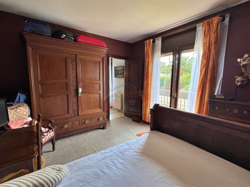 5 sypialnia Willa na sprzedaż w Platja d'Aro z basenem garażem - 899 000 € (Ref: 9129953)