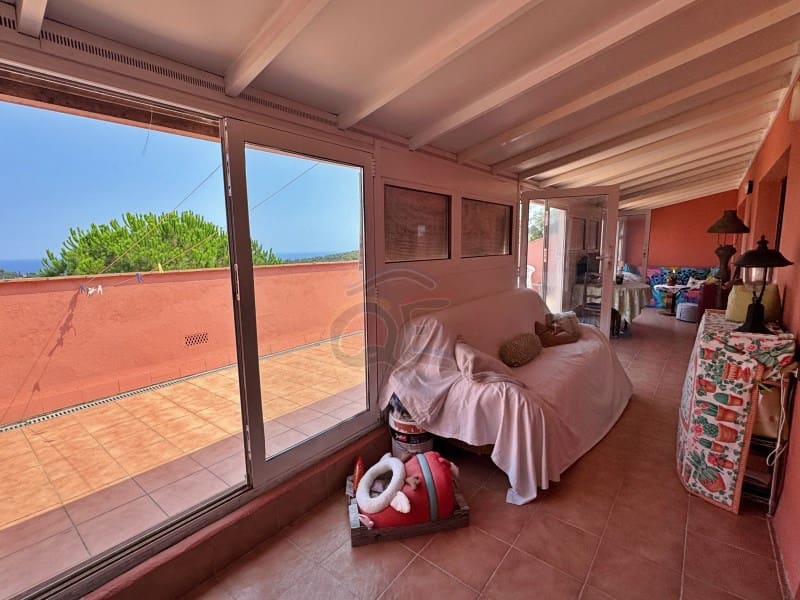 5 sypialnia Willa na sprzedaż w Platja d'Aro z basenem garażem - 899 000 € (Ref: 9129953)