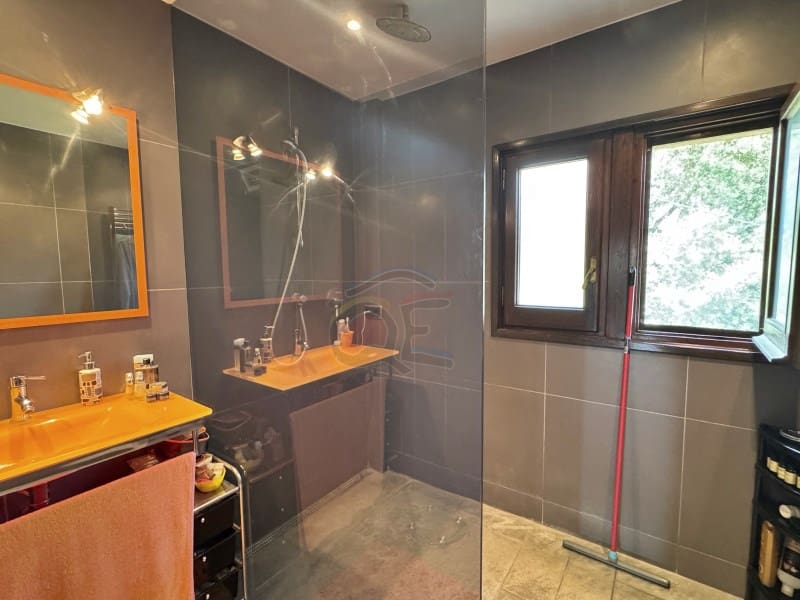 5 sypialnia Willa na sprzedaż w Platja d'Aro z basenem garażem - 899 000 € (Ref: 9129953)