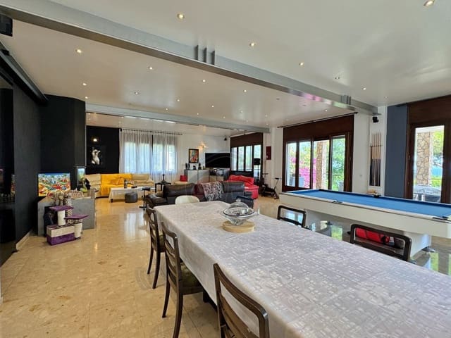 5 quarto Moradia para venda em Platja d'Aro, Castell-Platja d'Aro com piscina garagem - 899 000 € (Ref: 9129953)