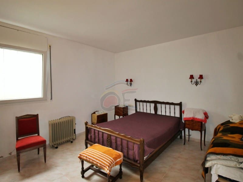 12 slaapkamer Finca/Landhuis te koop in Llagostera met garage - € 1.100.000 (Ref: 9239830)