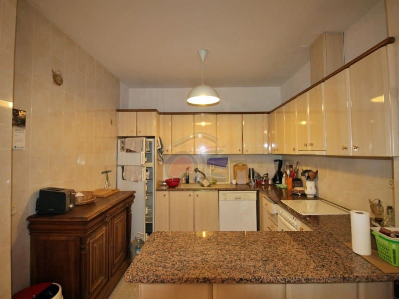 12 slaapkamer Finca/Landhuis te koop in Llagostera met garage - € 1.100.000 (Ref: 9239830)