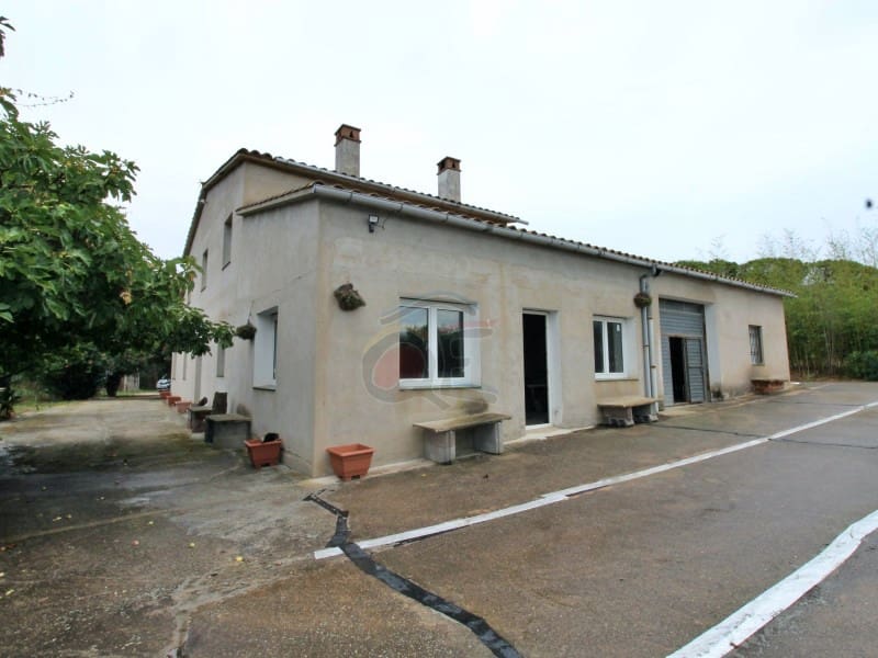12 slaapkamer Finca/Landhuis te koop in Llagostera met garage - € 1.100.000 (Ref: 9239830)