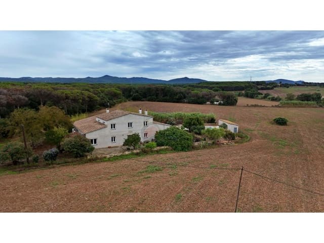 12 bedroom Finca/Country House for sale in Llagostera with garage - € 1,100,000 (Ref: 9239830)