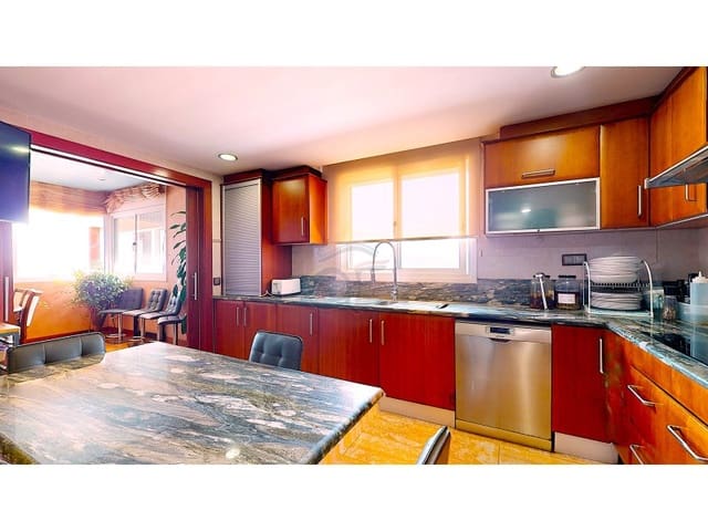 6 bedroom Villa for sale in Platja d'Aro, Castell-Platja d'Aro with garage - € 1,850,000 (Ref: 9262833)