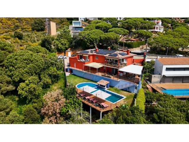 6 chambre Villa/Maison à vendre à Platja d'Aro, Castell-Platja d'Aro avec piscine garage - 1 675 000 € (Ref: 9262833)