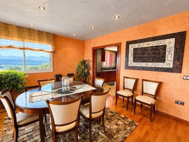 6 chambre Villa/Maison à vendre à Platja d'Aro, Castell-Platja d'Aro avec piscine garage - 1 675 000 € (Ref: 9262833)