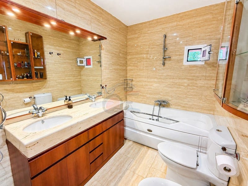 6 quarto Moradia para venda em Platja d'Aro com piscina garagem - 1 675 000 € (Ref: 9262833)