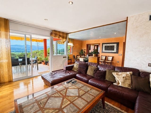 6 chambre Villa/Maison à vendre à Platja d'Aro, Castell-Platja d'Aro avec piscine garage - 1 675 000 € (Ref: 9262833)