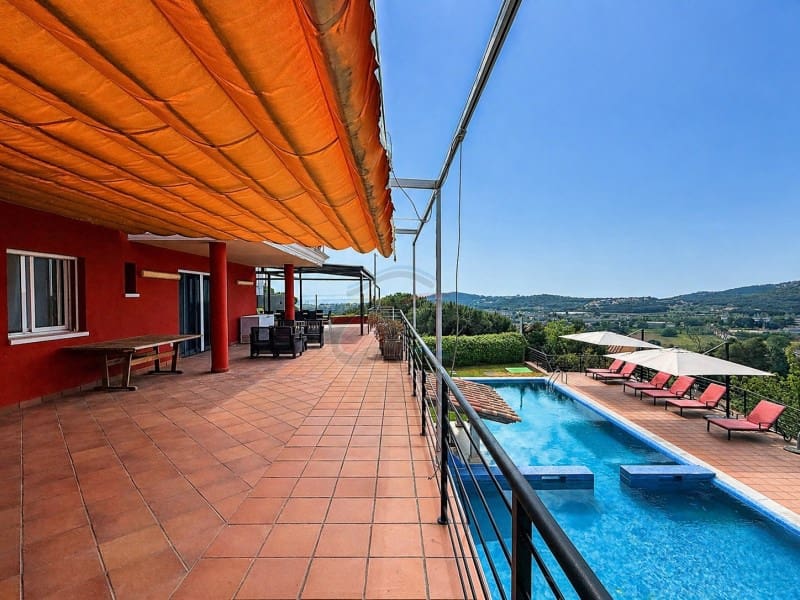 6 quarto Moradia para venda em Platja d'Aro com piscina garagem - 1 675 000 € (Ref: 9262833)