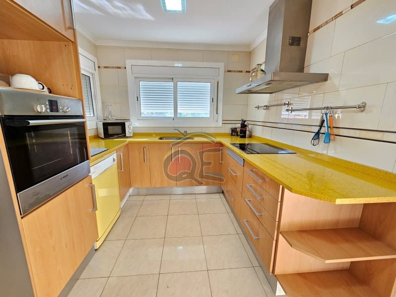 3 bedroom Villa for sale in Santa Cristina d'Aro with garage - € 377,500 (Ref: 9294332)