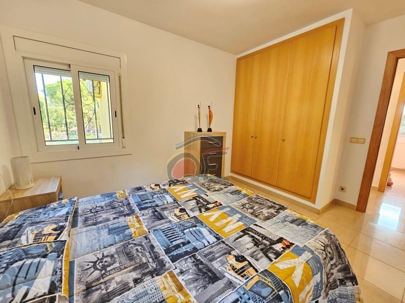 3 bedroom Villa for sale in Santa Cristina d'Aro with garage - € 377,500 (Ref: 9294332)