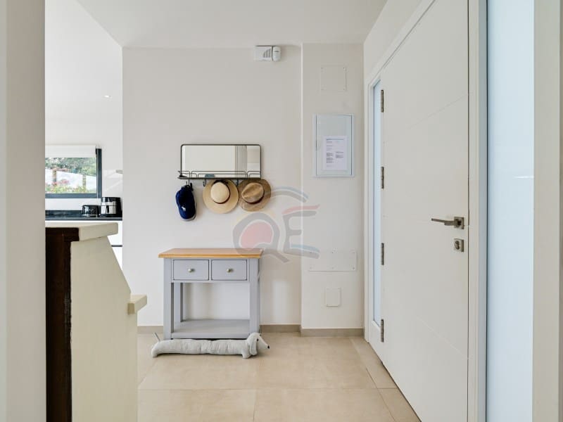 4 slaapkamer Villa te koop in Santa Cristina d'Aro - € 647.500 (Ref: 9446648)