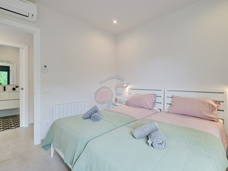 4 slaapkamer Villa te koop in Santa Cristina d'Aro - € 647.500 (Ref: 9446648)