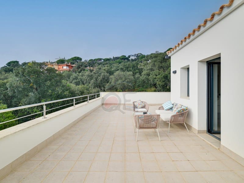 4 slaapkamer Villa te koop in Santa Cristina d'Aro - € 647.500 (Ref: 9446648)