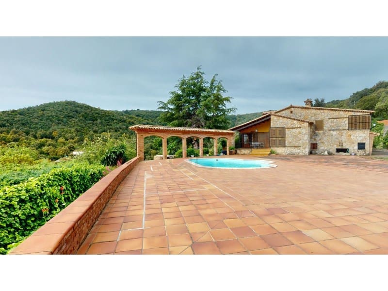 Finca/Maison de Campagne à vendre à Santa Cristina d'Aro - 870 000 € (Ref: 9531980)